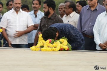 NTR Family Visit to NTR Ghat 2016